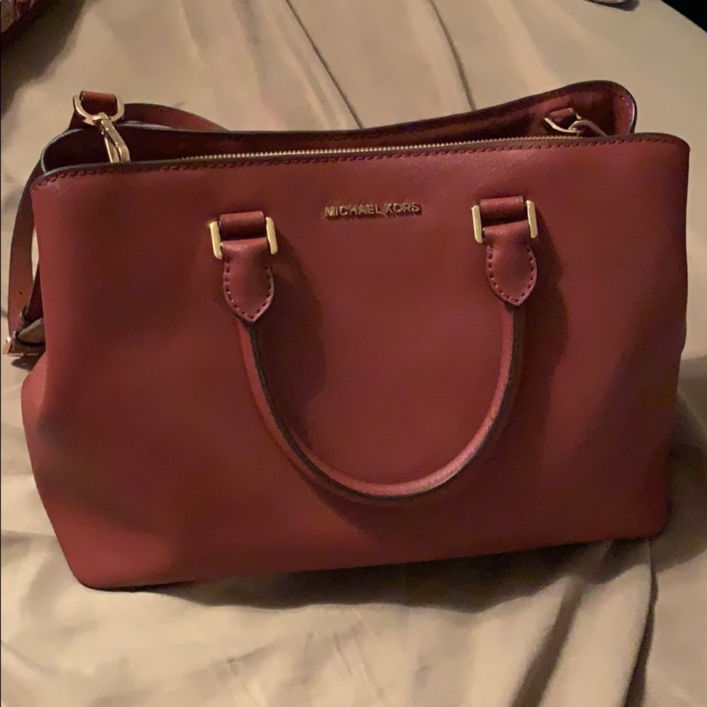 Burgundy Micheal Kors Purs